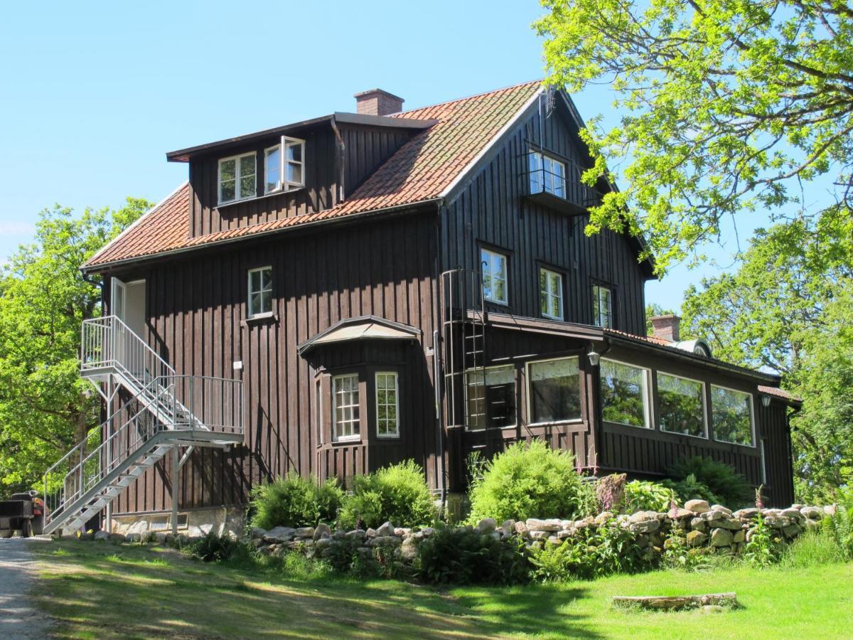 Stenungsoegarden Hostel Stenungsund Exterior photo